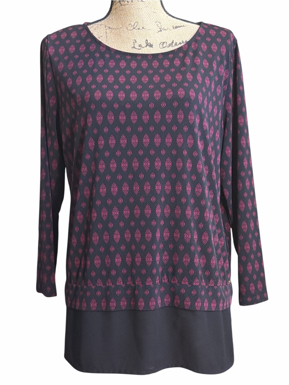 Ivanka Trump Long-Sleeve Black and Dark Pink Patterned Layered Top EC Size large